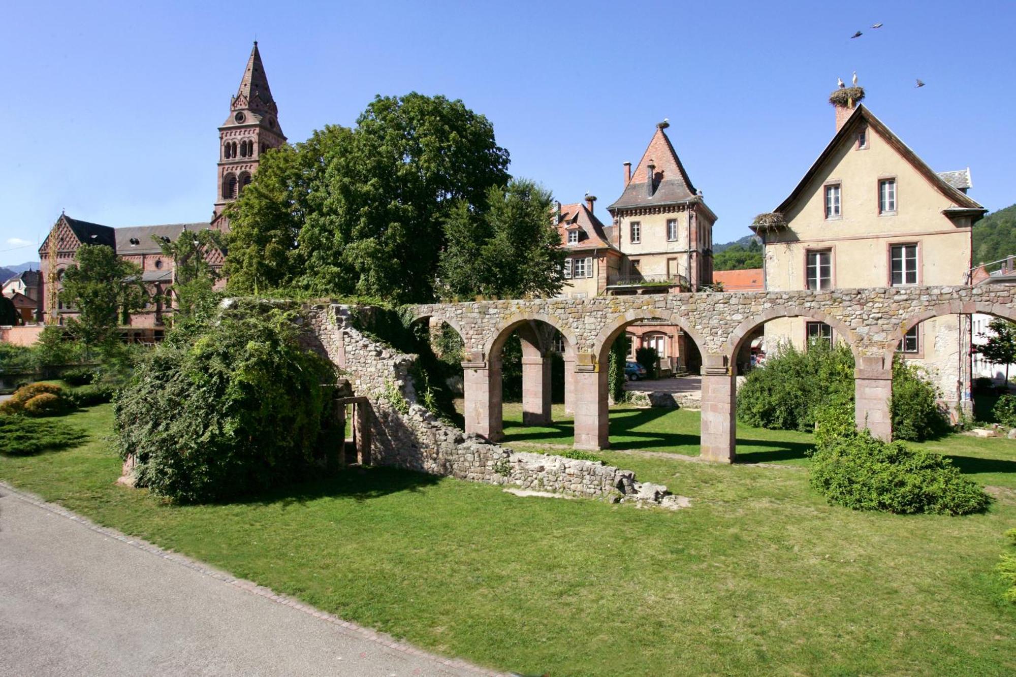 Hotel Restaurant La Cigogne Munster  Exteriör bild