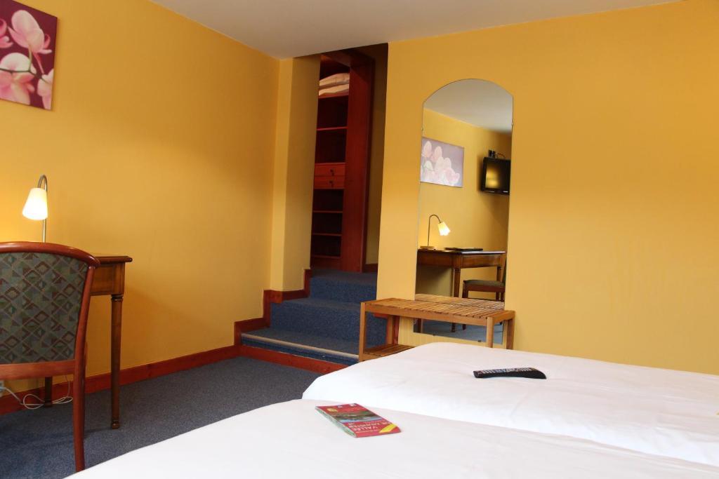 Hotel Restaurant La Cigogne Munster  Rum bild